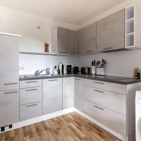 Limehome Dr.-friedrichs-ring 3*